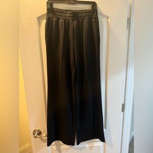 NWOT Varley the wide leg pants small